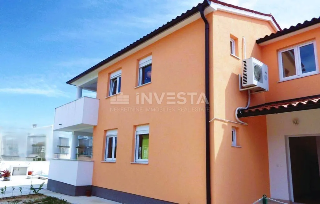 Välivaade - Modern Holiday Home with Pool in Fažana
