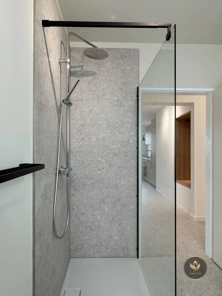 Vannitoad - Modernised 2-Bedroom Apartment in Dudelange
