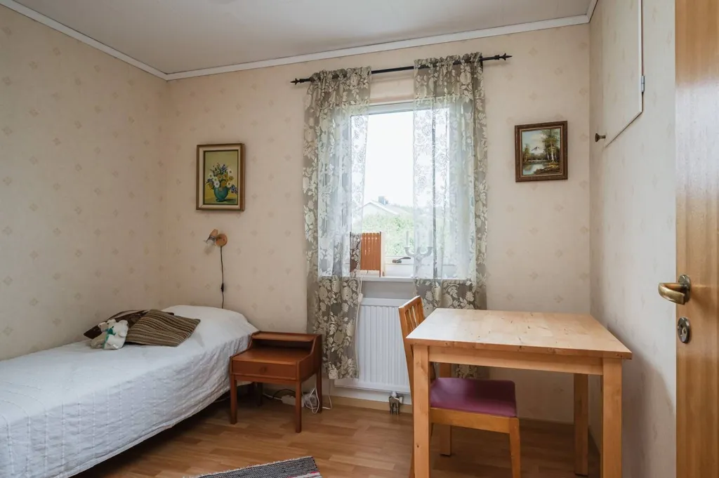 Magamistoad - Villa with Lake View in Emaus