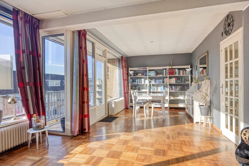 Elutuba - Galerij Flat with Lift in Rotterdam Centre