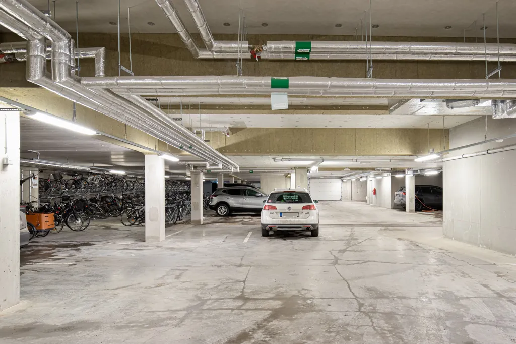 Garage - Modern Flat with 20 m² Balcony in Uppsala