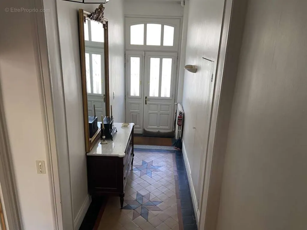 Entrée - Maison Ancienne avec Jardin à Angers