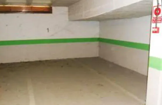 Garaaž - Garage Space in Madrid Business Park