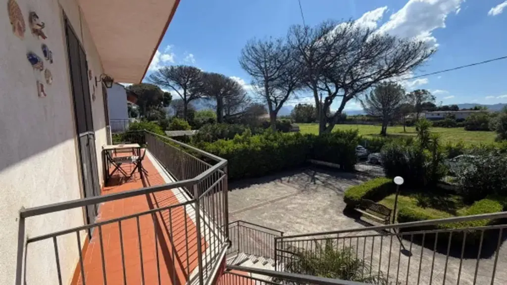 Rõdu - Terraced Apartment with Sea Proximity in Capaccio