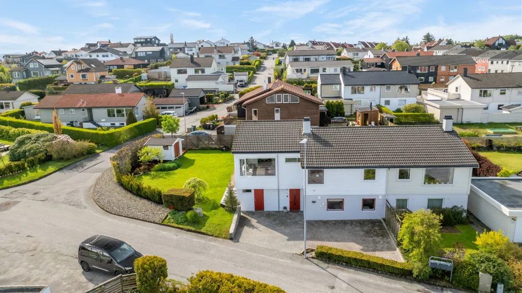 Vue aérienne - Family Home with Corner Plot in Tasta/Vardeneset