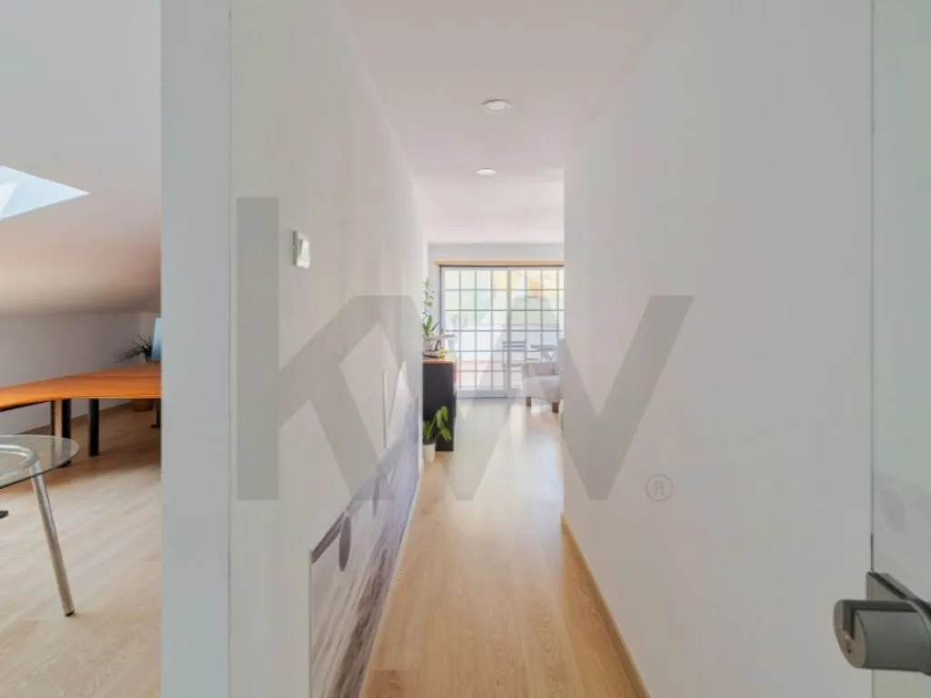 Esik - Office with Sea View in Ericeira, Lisbon