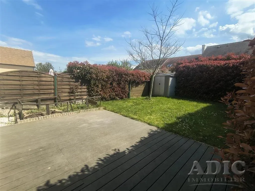 Jardin - Pavillon avec Terrasse dans Quartier Calme