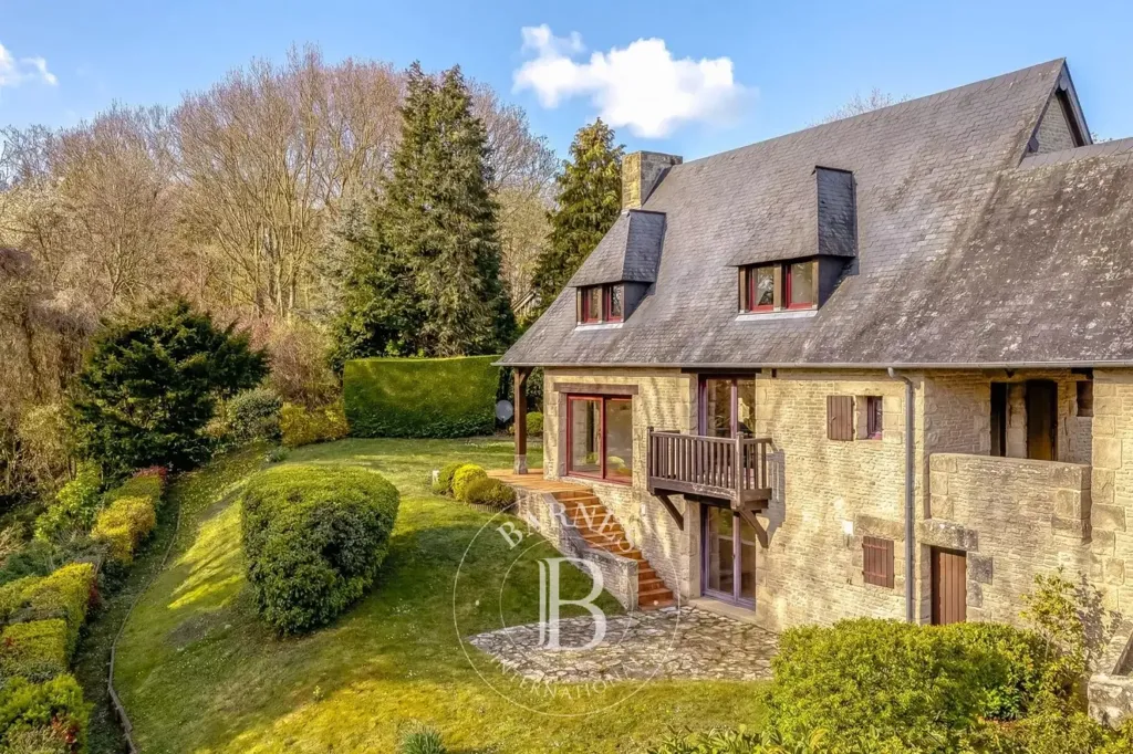 Exterior - Charming House with Private Garden in Bénerville