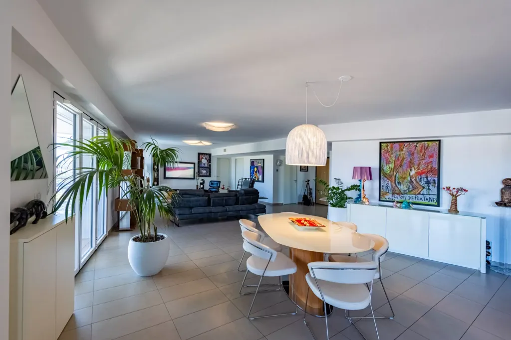 Salle à manger - Appartement Luxe avec Vue Panoramique à Montpellier