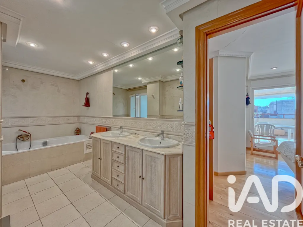 Salles de bain - Apartment with Panoramic Views in Elda