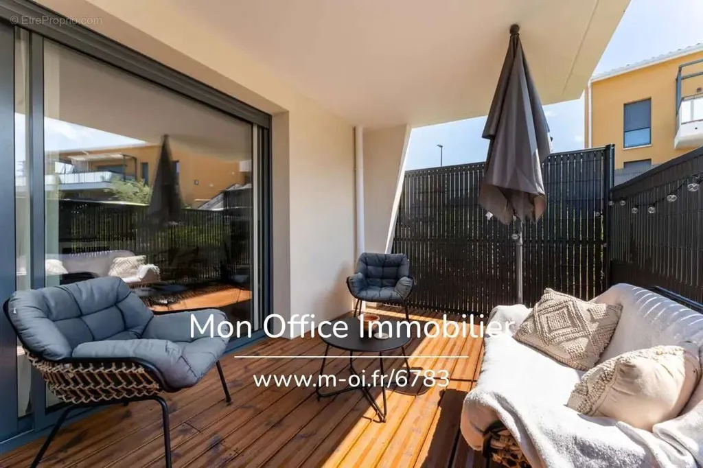 Terrass - Modern Apartment with Terrace in Eguilles
