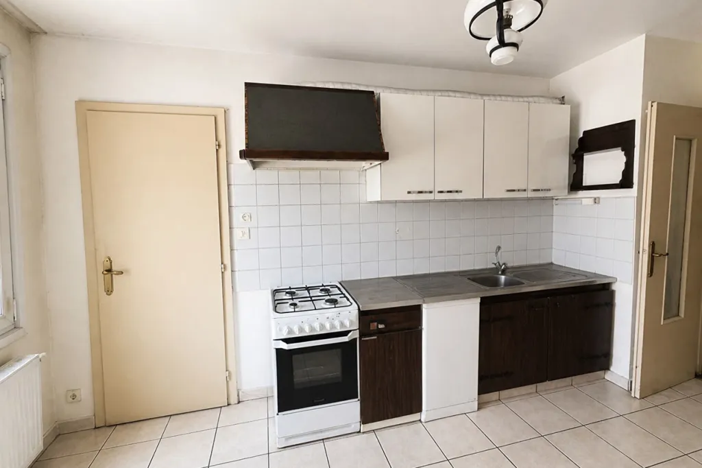 Cuisine - Appartement avec Volumes Généreux à Annemasse