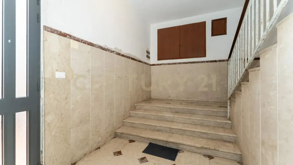 6-room apartment in IT
