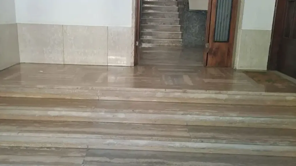 Pièces - Rental Apartment with Balcony in Rome