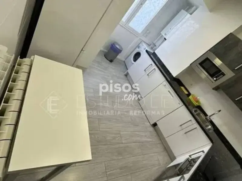 Cuisine - Furnished Flat with Central Heating in Salamanca