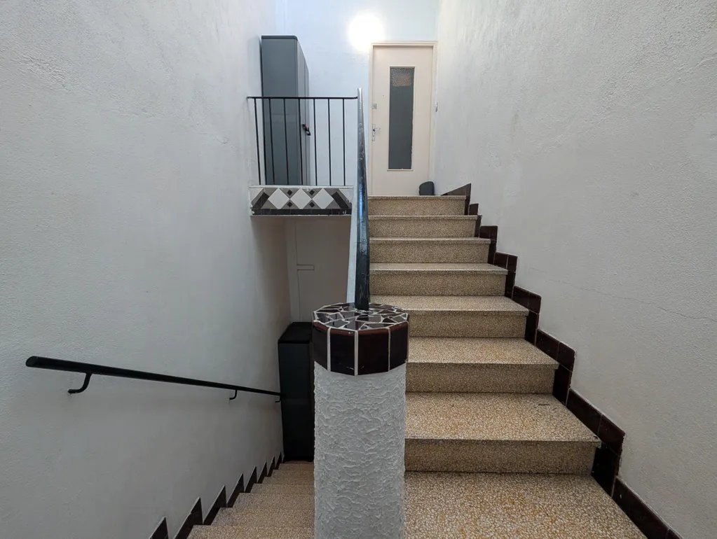 Toad - Duplex Building with Two Apartments in Pézenas