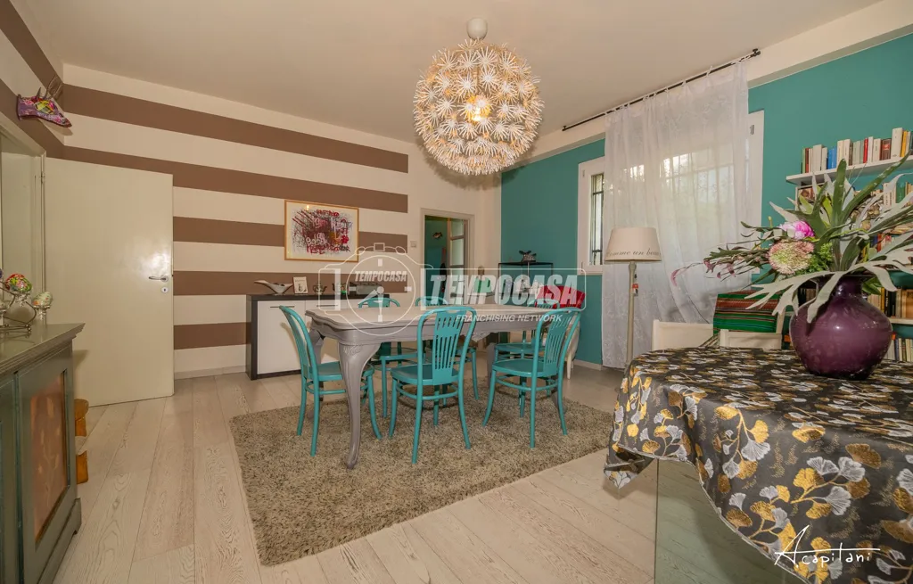Salle à manger - Terraced Villa with Private Garden in Modena