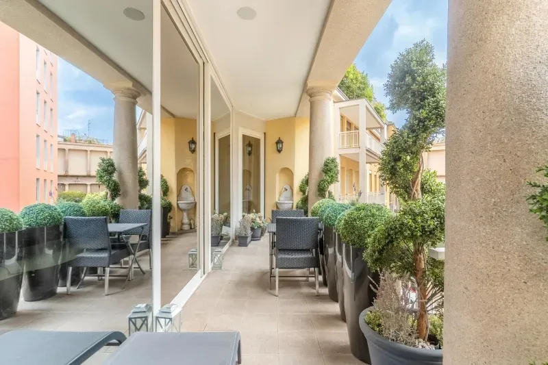Terrace - Historic Residence with Private Pool in Milan