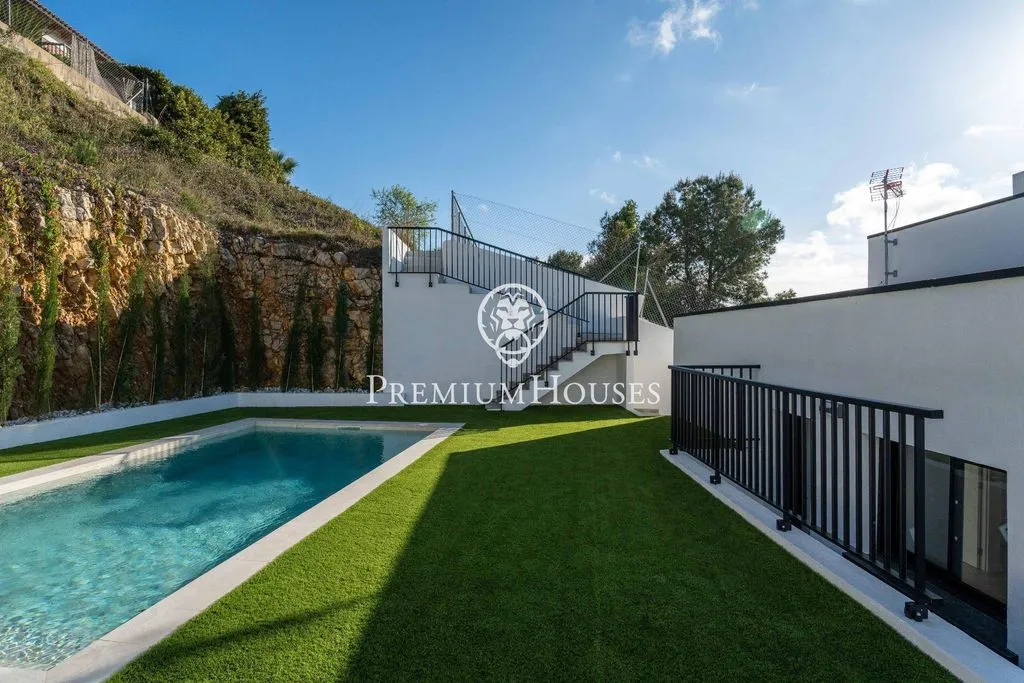 Piscine - Luxury House with Pool in Segur de Dalt, Calafell