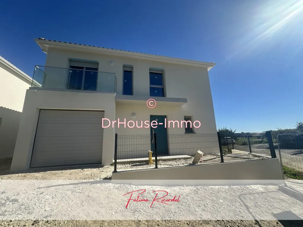 Välivaade - Contemporary House with Balcony in Créon
