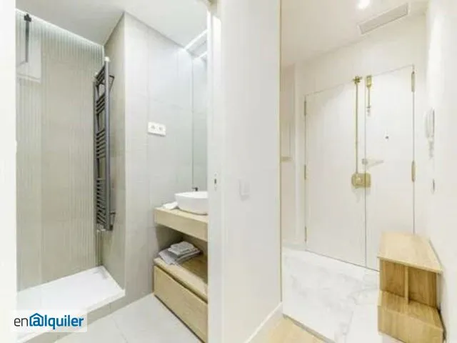 Vannitoad - Modern Flat with Lift in Salamanca