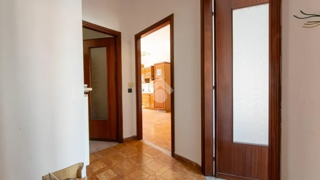 Entrée - Duplex with Dual Aspect in Mirabello Monferrato