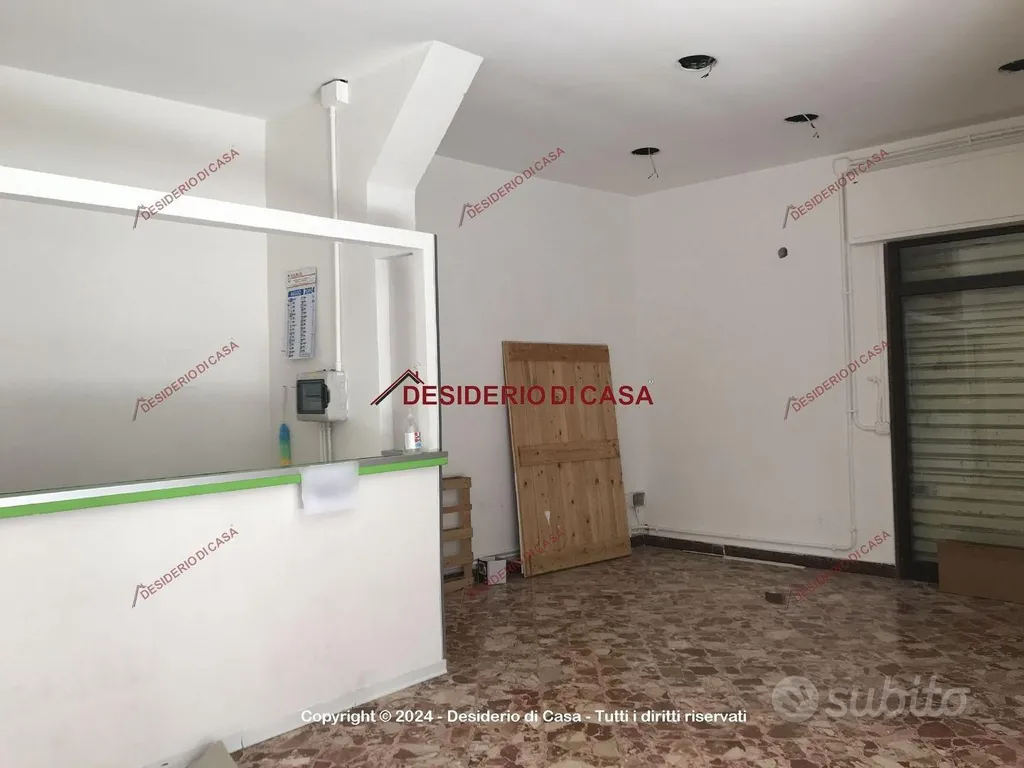 Pièces - Commercial Space with High Visibility in Bagheria