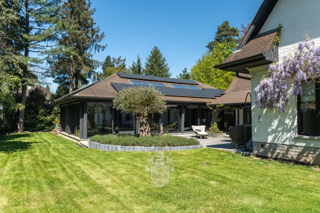 Jardin - Villa Rénovée avec Espace Wellness à Uccle