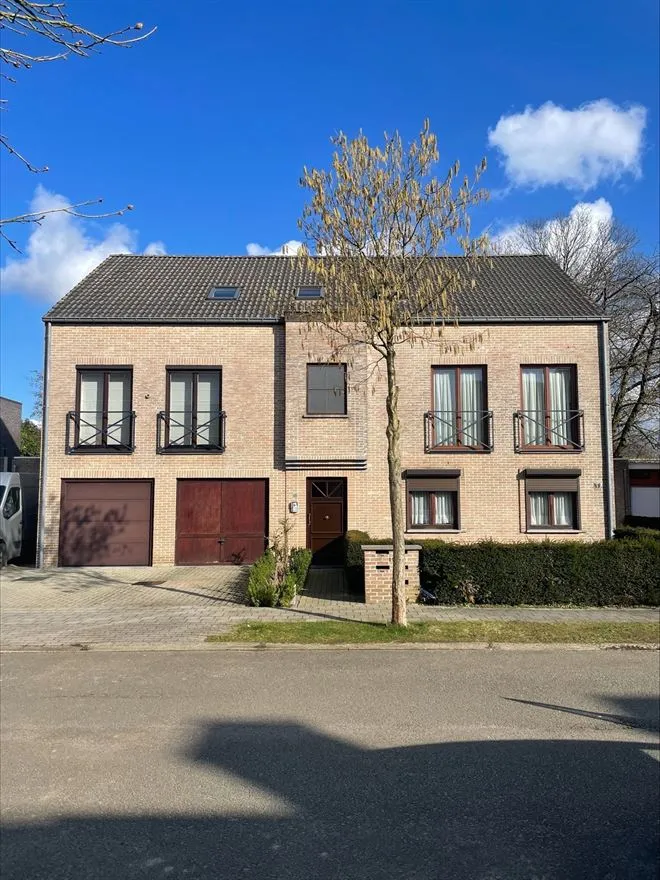 Extérieur - Studio Énergétique avec Terrasse à Ranst