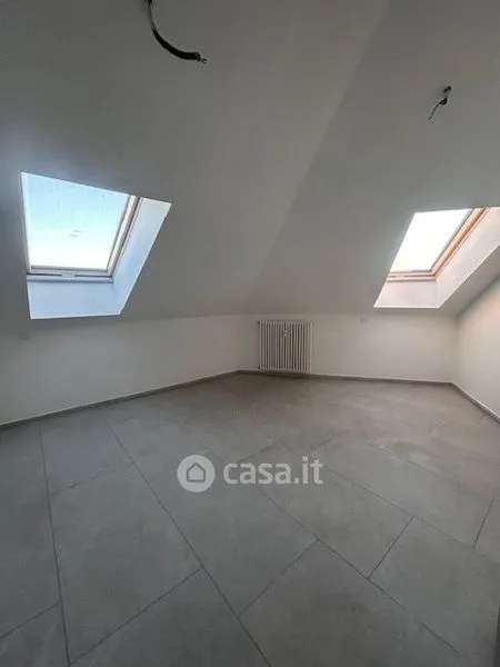 Pièces - Mansarded Apartment in Art Deco Building, Turin