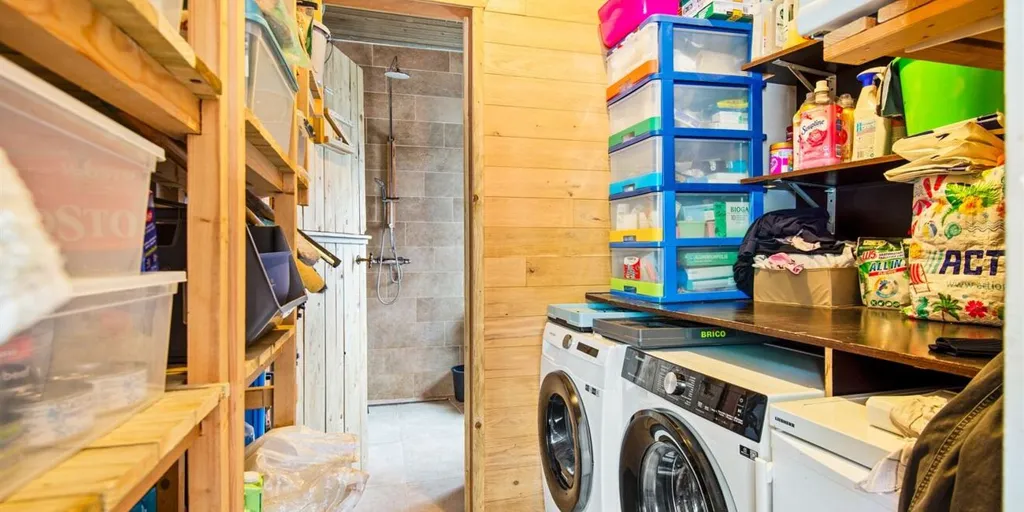 Utility Room - Renovated Semi-Open House with Terrace in Lier