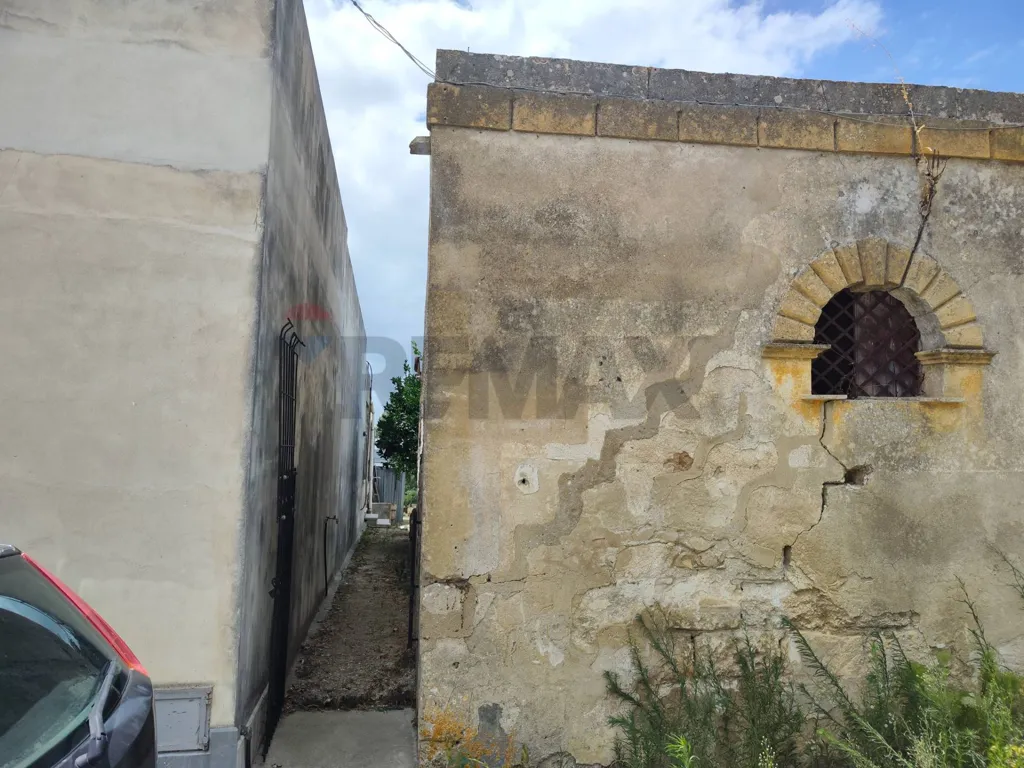 Välivaade - Buildable Land with Existing Structure in Trapani