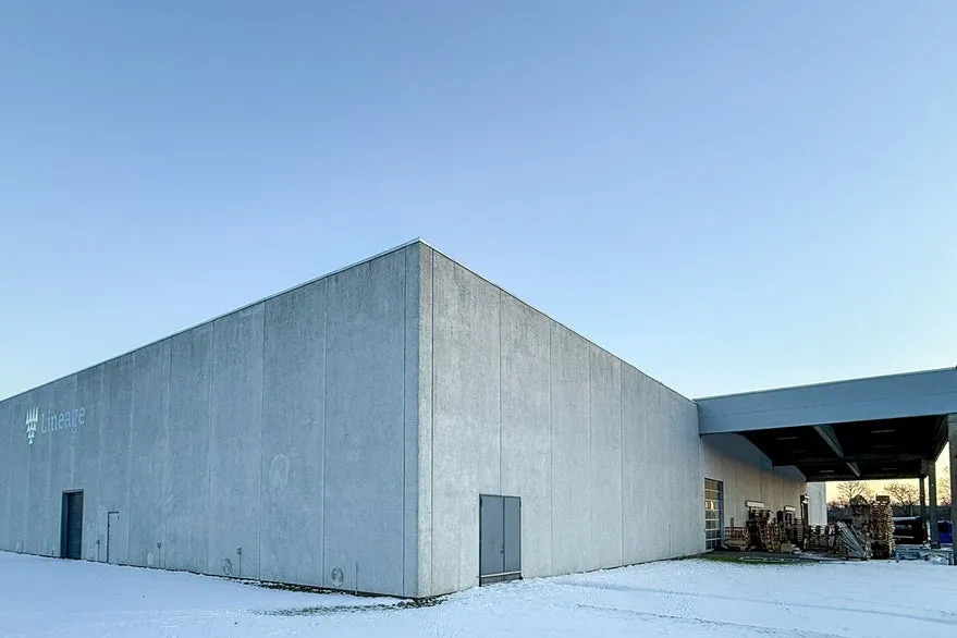 Välivaade - Functional Warehouse near Aalborg Motorway