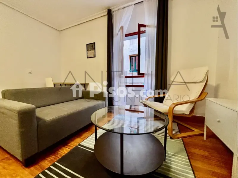 Elutuba - Studio with Central Madrid Location