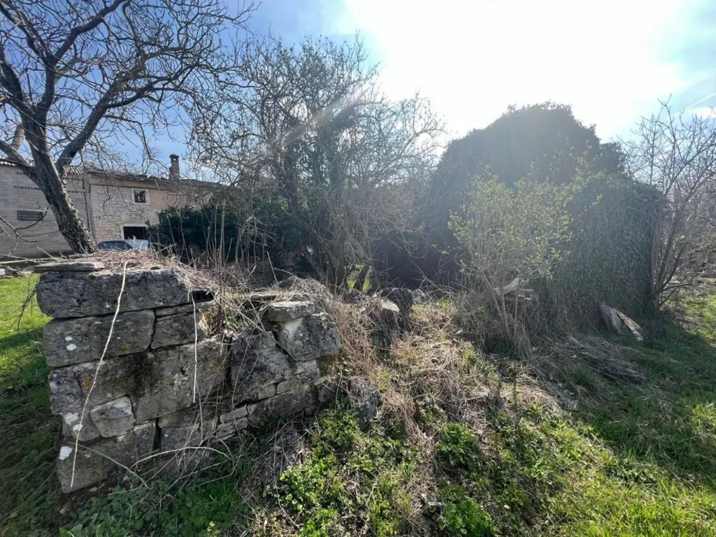 Jardin - Historic Stone House with Courtyard in Istra