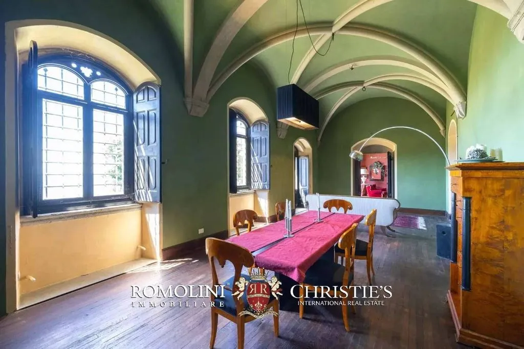 Salle à manger - Neo-Gothic Castle with Park in Reggello, Tuscany