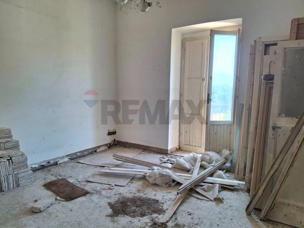 Pièces - Apartment with Sea View in Scauri Centre