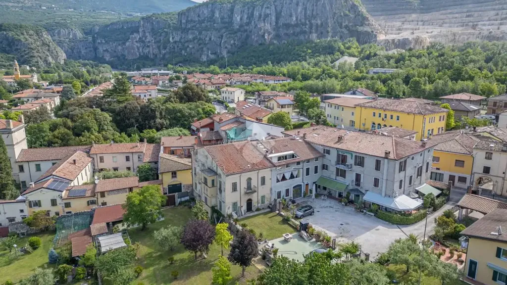 Vista aerea - 4-Bedroom Apartment with Terrace in Dolcè
