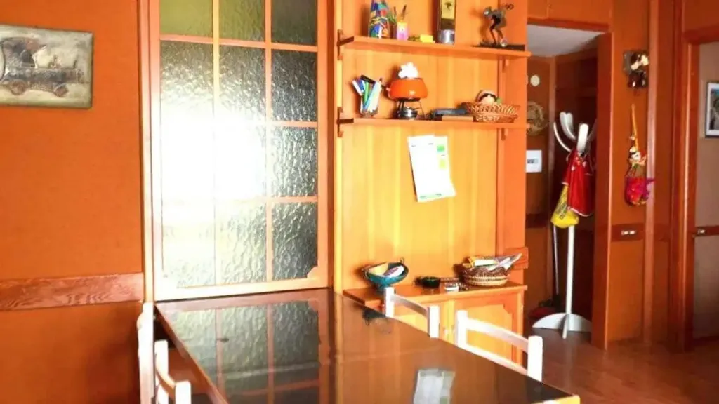 Salle à manger - Apartment with Ski Access in Ovindoli