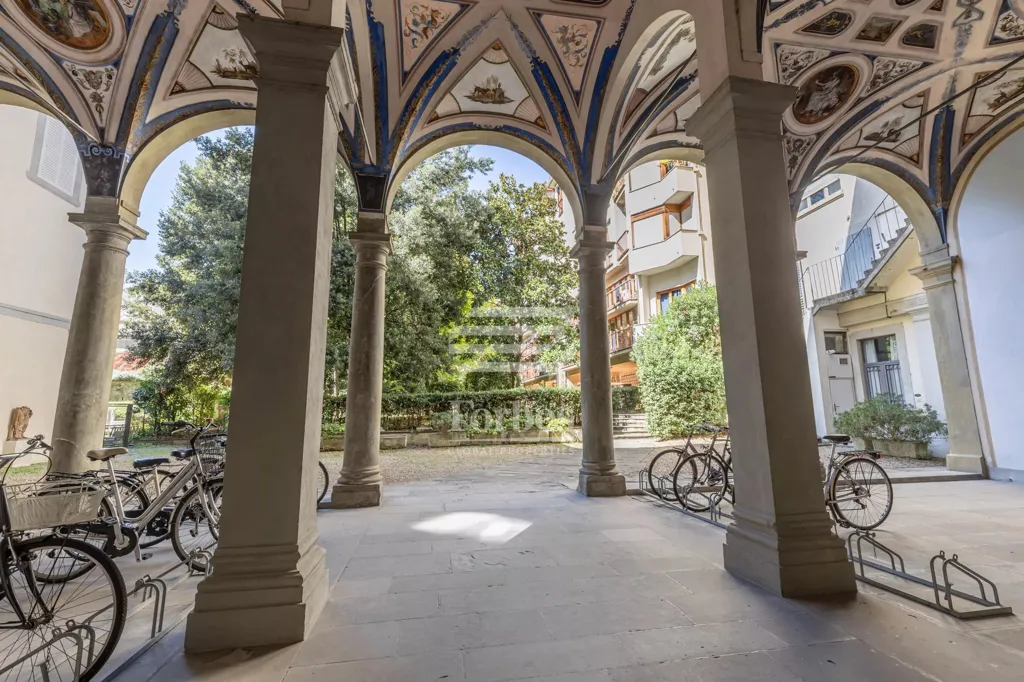 Entrée - Renovated Penthouse with Panoramic Terrace in Florence