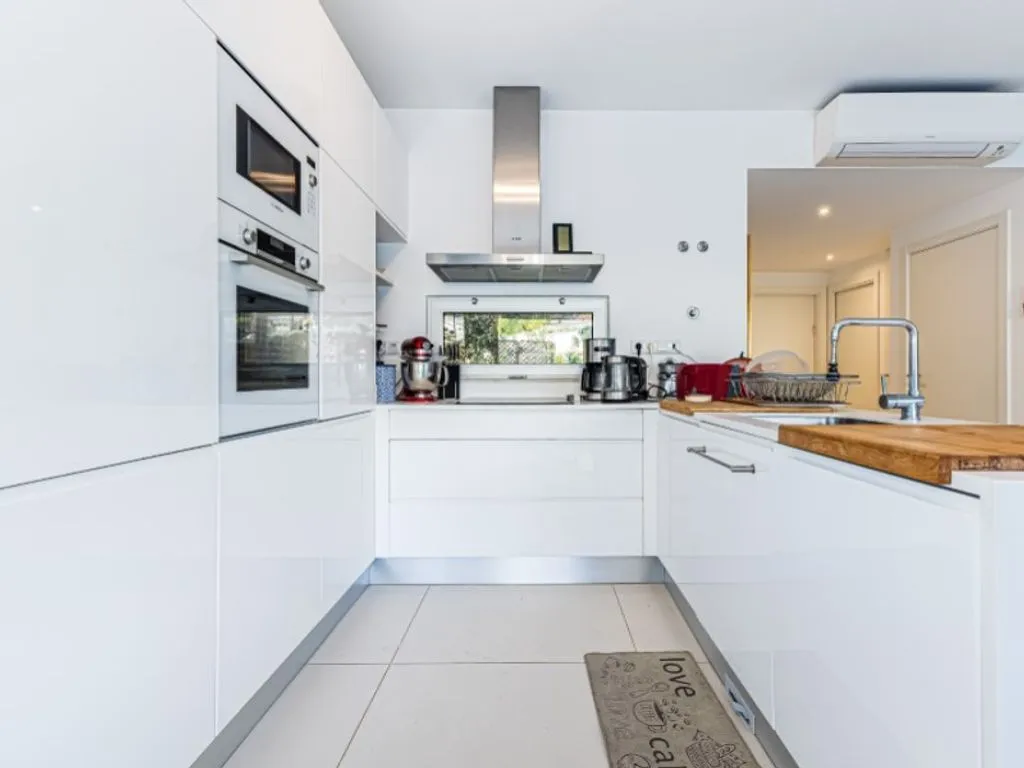 Köök - Contemporary Villa with Rooftop Pool in Albufeira
