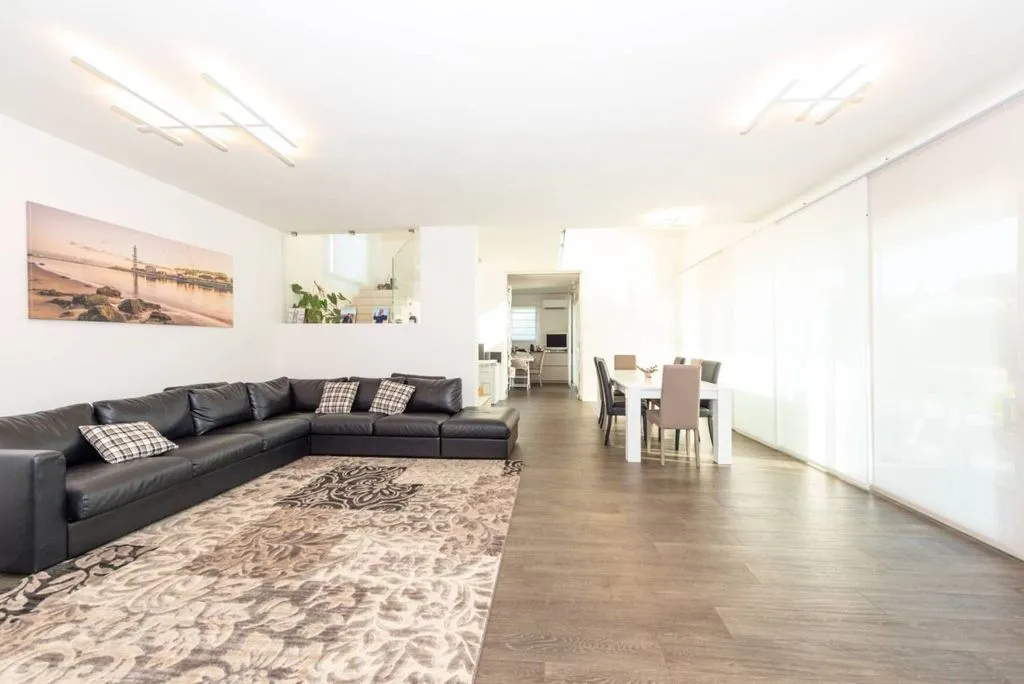 Elutuba - Luxury Villa with Private Garden in Jesolo