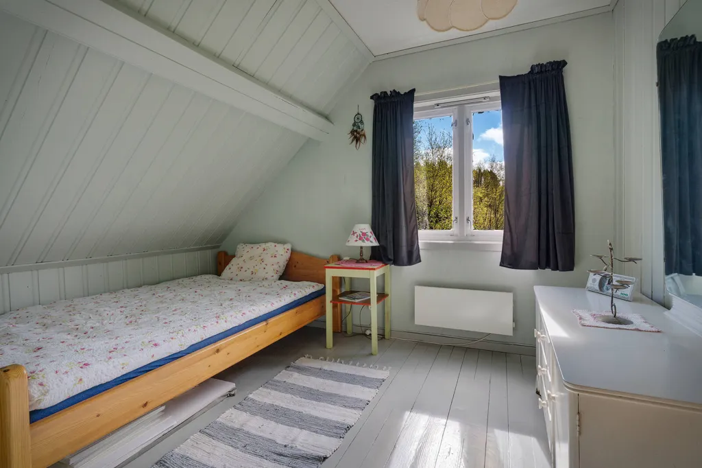 Chambres - Maison 4 pièces à Rubbestadneset