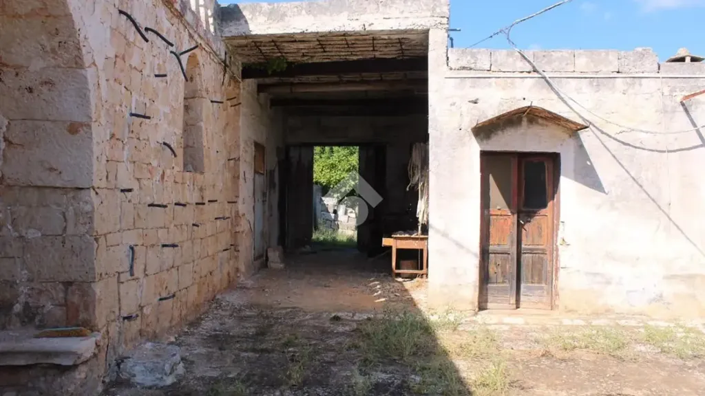 Aed - Traditional House with Garden in Carovigno