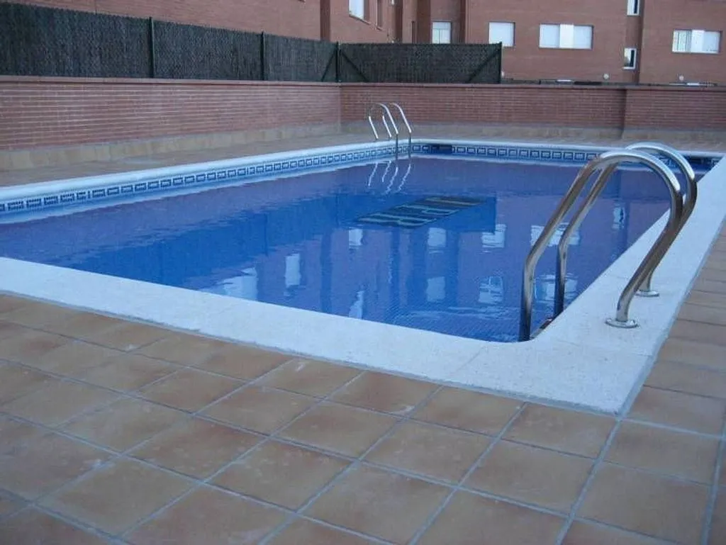 Bassein - Duplex with Pool and Terrace in Mion - Puigberenguer