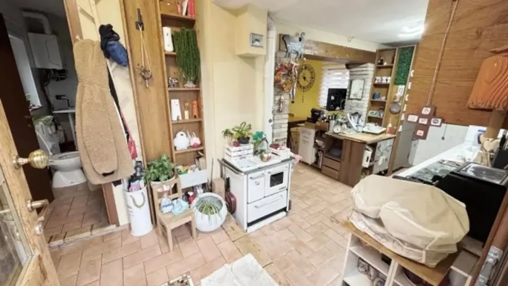 Cucina - Rustic Villa with Garden in Castelvetro di Modena