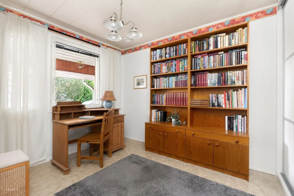 Bureau - Detached House with Garden in Veikkola, Kirkkonummi