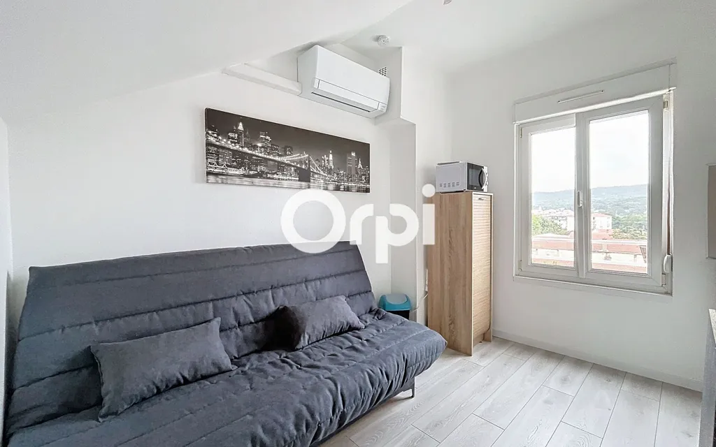 Chambres - Studio Meublé avec Double Vitrage à Nancy