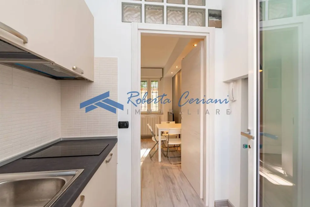 Cuisine - Rented Studio in Lombard Court, Saronno