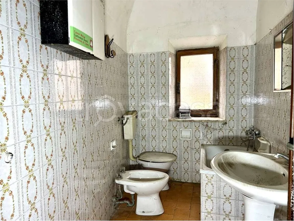 Salles de bain - Independent House with Panoramic View in Priola